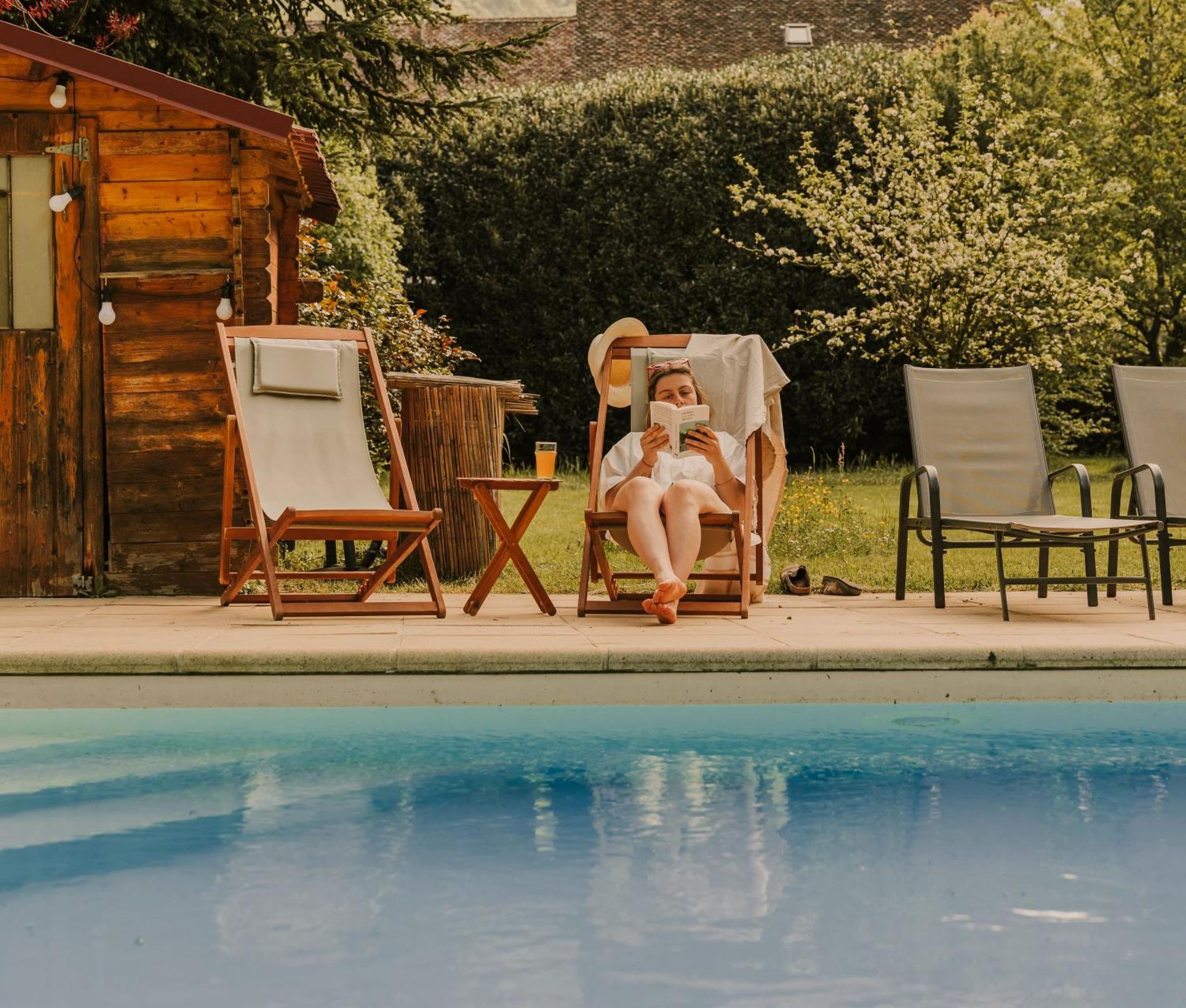 Maison D'Hotes Et Gite De Charme Avec Piscine, La Lhuiseraie Eksteriør bilde